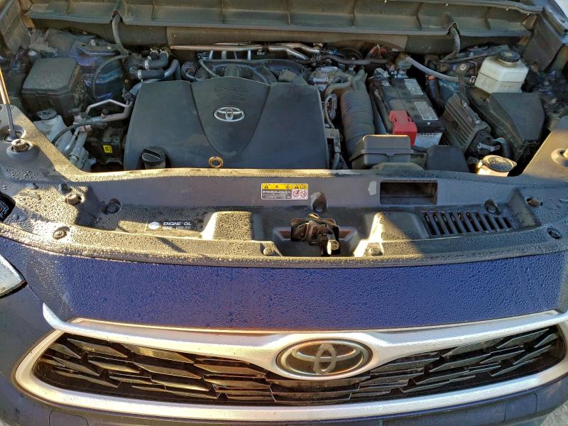 Photo 12 from auction – 2022 TOYOTA HIGHLANDER with VIN 5TDZZRAH4NS543944