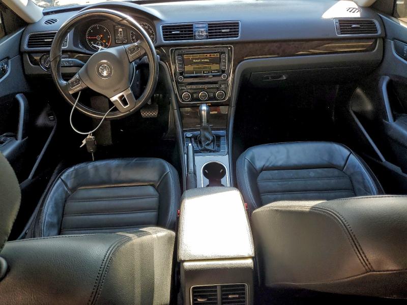 Photo 8 from auction – 2015 VOLKSWAGEN PASSAT SEL with VIN 1VWCV7A37FC064945