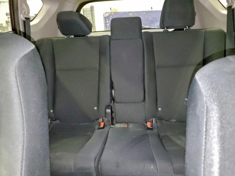 Photo 10 from auction – 2017 TOYOTA RAV4 LE with VIN 2T3BFREV8HW618898