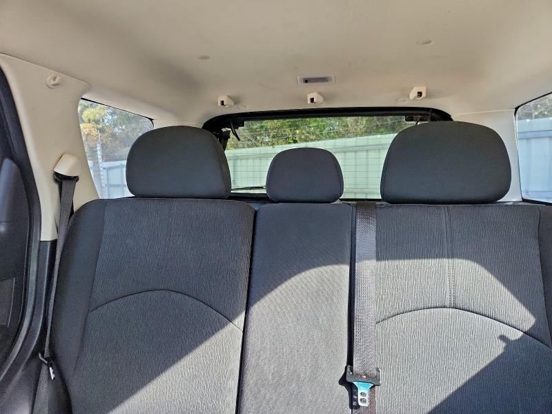 Photo 10 from auction – 2010 MAZDA TRIBUTE I with VIN 4F2CY0C79AKM02104