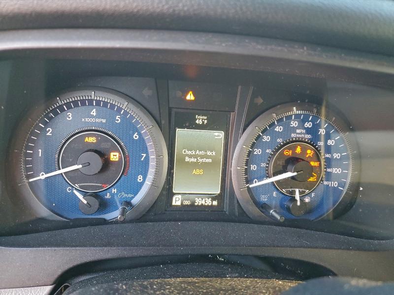 Photo 9 from auction – 2017 TOYOTA SIENNA XLE with VIN 5TDYZ3DC2HS887866