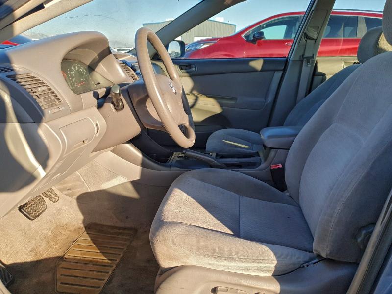 Photo 7 from auction – 2003 TOYOTA CAMRY LE with VIN 4T1BF32K53U565201