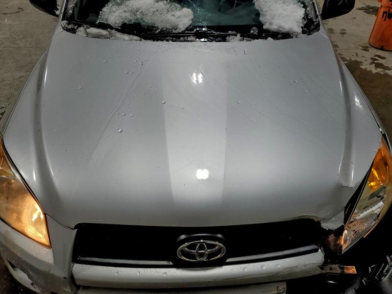 Photo 12 from auction – 2009 TOYOTA RAV4 with VIN JTMBF33V895004488