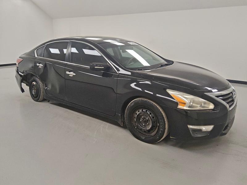 Photo 4 from auction – 2015 NISSAN ALTIMA 2.5 with VIN 1N4AL3AP7FC200637