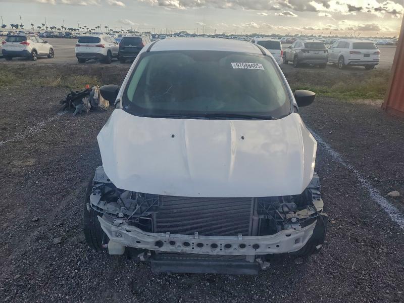 Photo 5 from auction – 2016 FORD ESCAPE with VIN 1FMCU0F78GUC51823