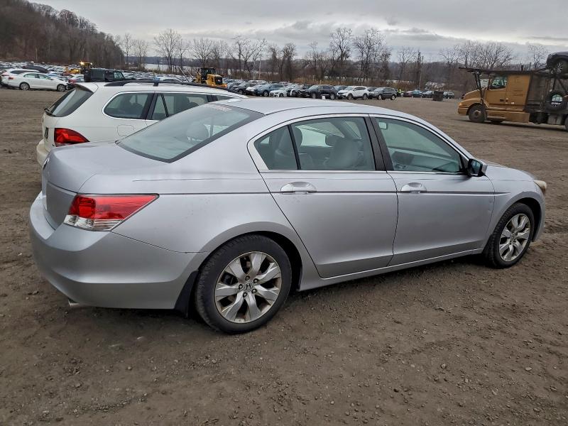 Photo 3 from auction – 2008 HONDA ACCORD EXL with VIN 1HGCP26878A160661