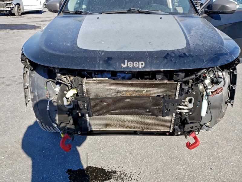 Photo 12 from auction – 2018 JEEP COMPASS TR with VIN 3C4NJDDB9JT239282