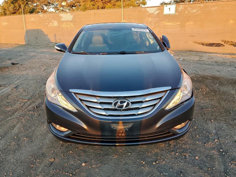 Photo 5 from auction – 2013 HYUNDAI SONATA with VIN 5NPEC4AC6DH504820