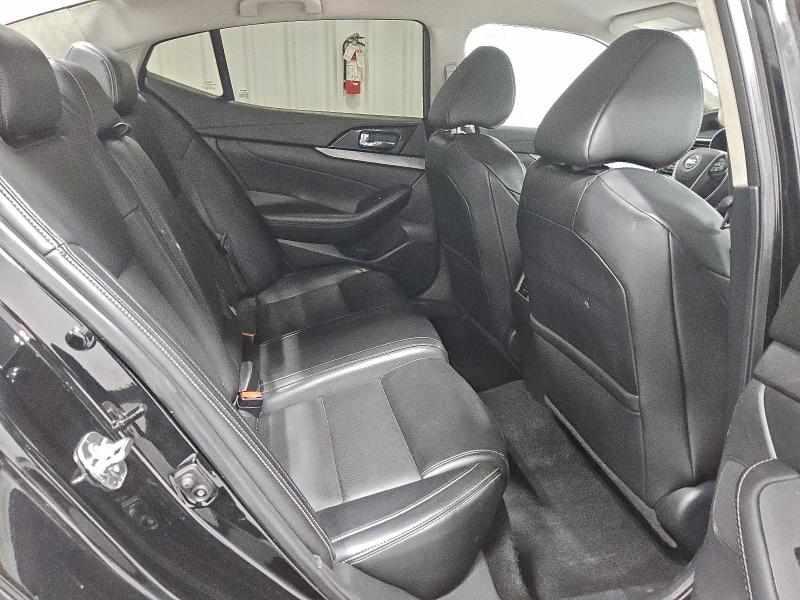 Photo 10 from auction – 2018 NISSAN MAXIMA 3.5 with VIN 1N4AA6AP2JC379945