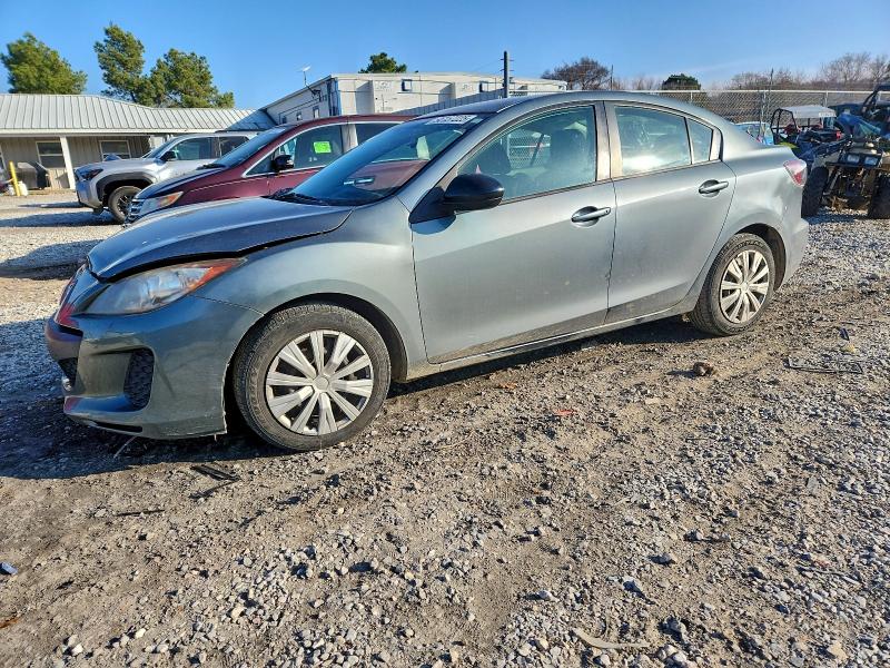 MAZDA 3 I 2012 with VIN JM1BL1UG6C1531490 - Photo from auction