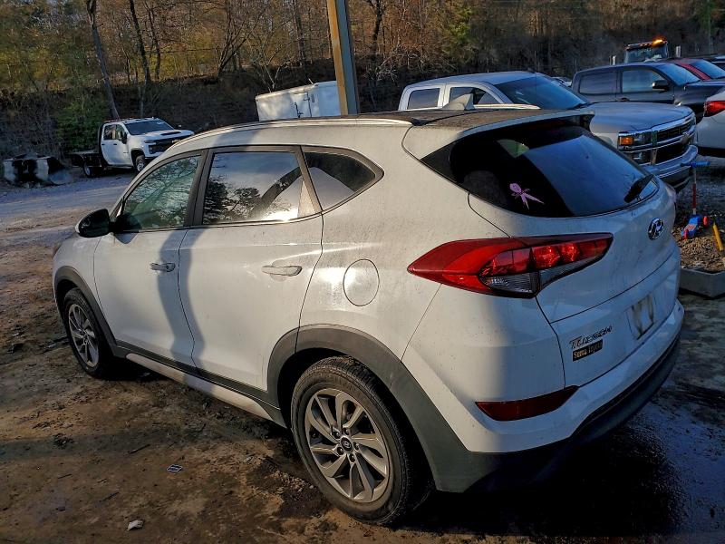Photo 2 from auction – 2018 HYUNDAI TUCSON SEL with VIN KM8J3CA44JU601657