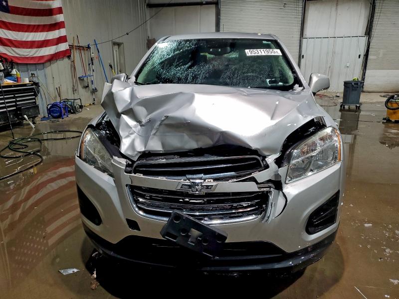 Foto 5 de la subasta – 2016 CHEVROLET TRAX LS con VIN 3GNCJNSB1GL204428
