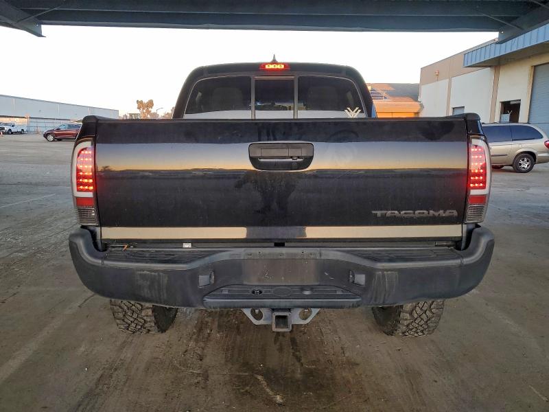 Photo 6 from auction – 2014 TOYOTA TACOMA DOU with VIN 5TFLU4EN3EX105580