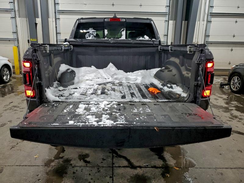 Photo 6 from auction – 2022 RAM 1500 LARAM with VIN 1C6SRFJT5NN139570