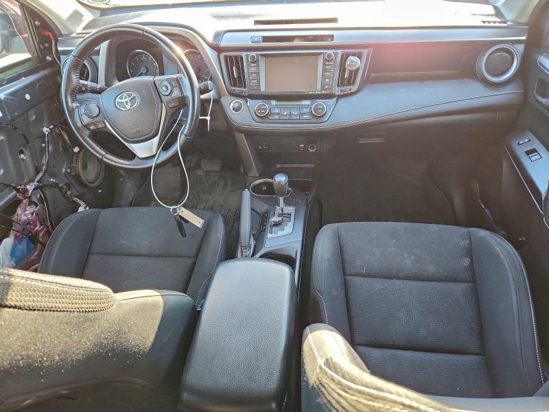 Photo 8 from auction – 2016 TOYOTA RAV4 XLE with VIN JTMWFREVXGD088978