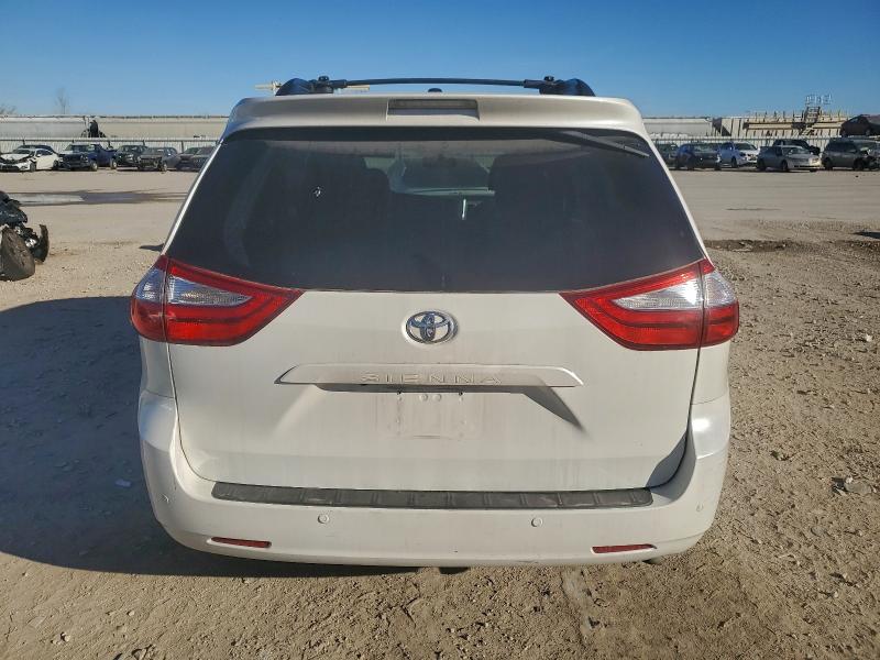 Photo 6 from auction – 2015 TOYOTA SIENNA XLE with VIN 5TDDK3DC9FS116336