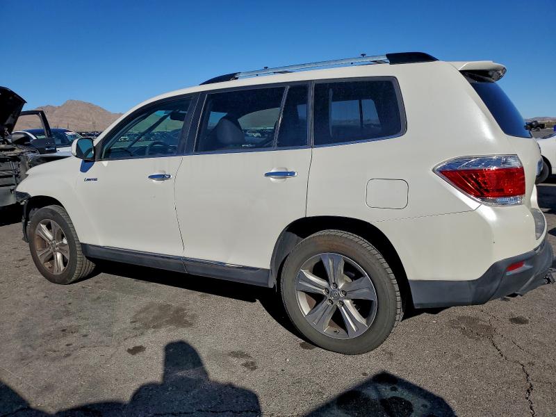 Photo 2 from auction – 2011 TOYOTA HIGHLANDER with VIN 5TDYK3EH1BS025549