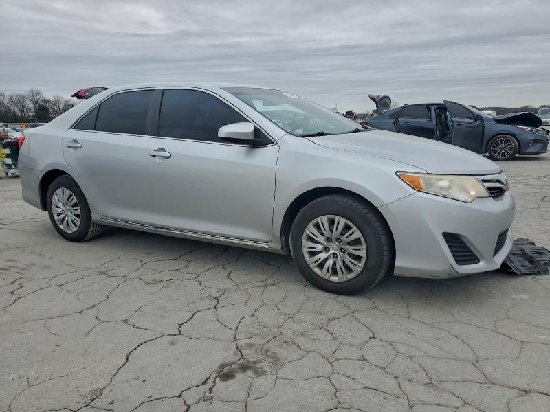 Foto 4 de la subasta – 2013 TOYOTA CAMRY con VIN 4T1BF1FK2DU650609