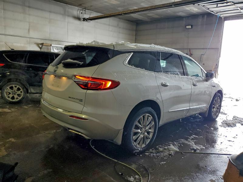 صورة رقم 3 من المزاد - 2018 BUICK ENCLAVE PR مع VIN 5GAEVBKW7JJ269453