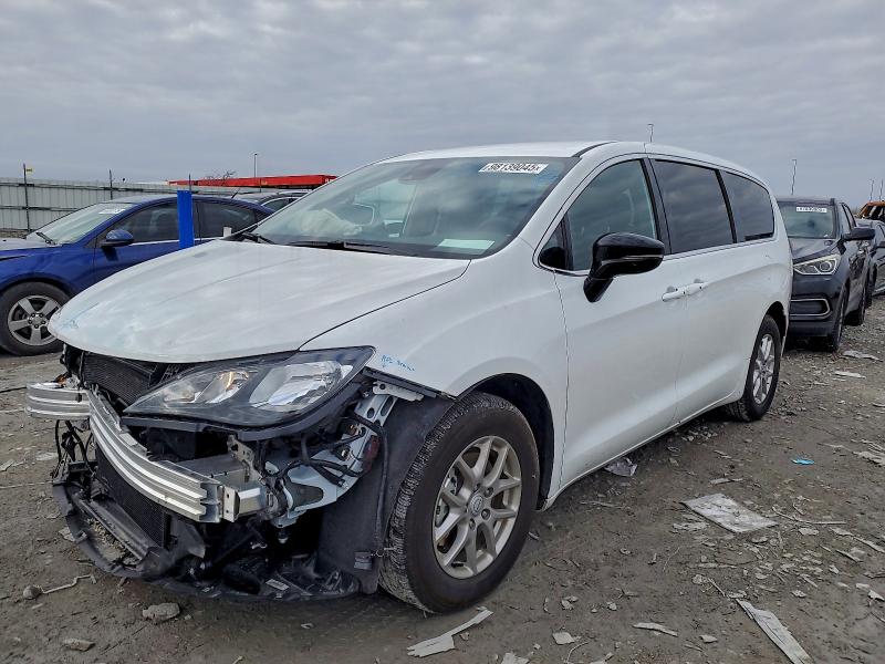 CHRYSLER VOYAGER LX 2025 with VIN 2C4RC1CG5SR607856 - Photo from auction