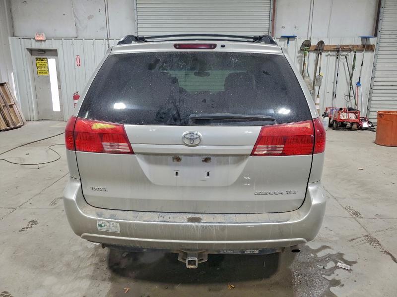 Photo 6 from auction – 2004 TOYOTA SIENNA XLE with VIN 5TDZA22C44S035201