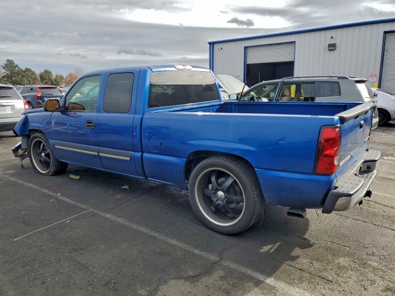 Photo 2 from auction – 2003 CHEVROLET SILVERADO with VIN 2GCEC19V231284094