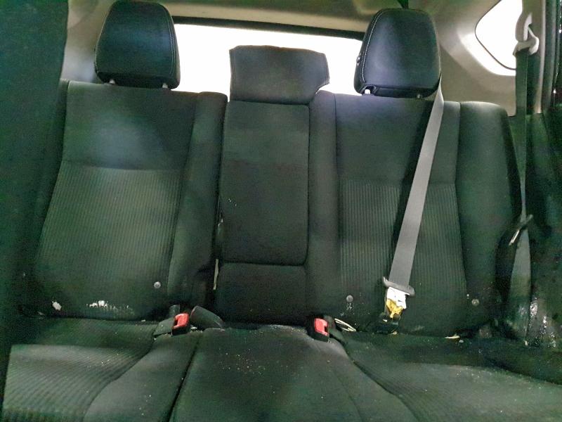 Photo 10 from auction – 2015 TOYOTA RAV4 XLE with VIN JTMRFREV1FD152580
