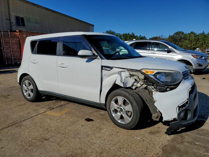 Photo 4 from auction – 2018 KIA SOUL with VIN KNDJN2A2XJ7527229