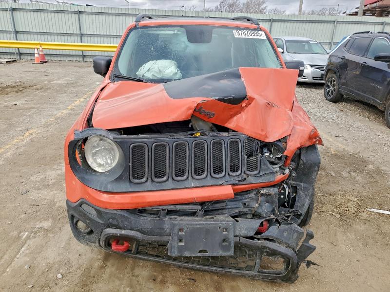 Photo 5 from auction – 2016 JEEP RENEGADE with VIN ZACCJBCT0GPC81037