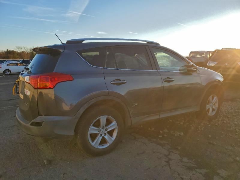 Фото 3 с аукциона – 2013 TOYOTA RAV4 с VIN 2T3WFREV6DW070587