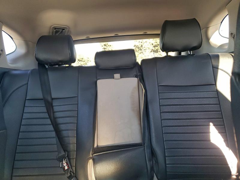 Photo 10 from auction – 2016 HYUNDAI TUCSON SE with VIN KM8J23A40GU200313