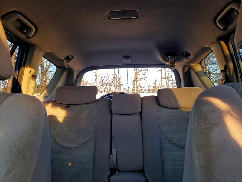 Photo 10 from auction – 2008 TOYOTA RAV4 with VIN JTMBD33V185212345