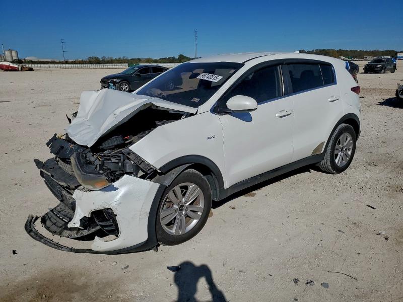 KIA SPORTAGE L 2018 with VIN KNDPMCAC4J7389716 - Photo from auction