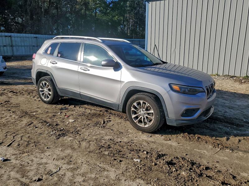 Photo 4 from auction – 2019 JEEP CHEROKEE L with VIN 1C4PJLLB0KD154116