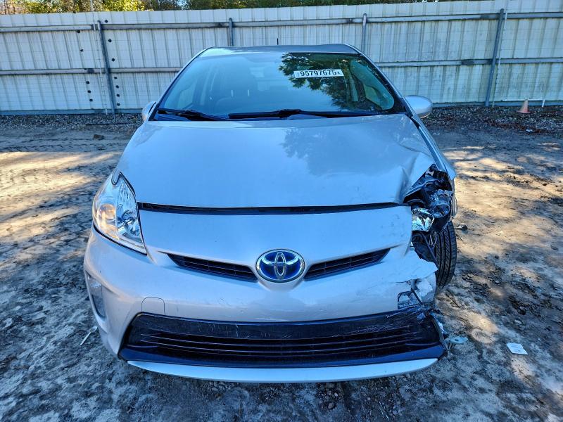 Photo 5 from auction – 2014 TOYOTA PRIUS with VIN JTDKN3DU7E0388537