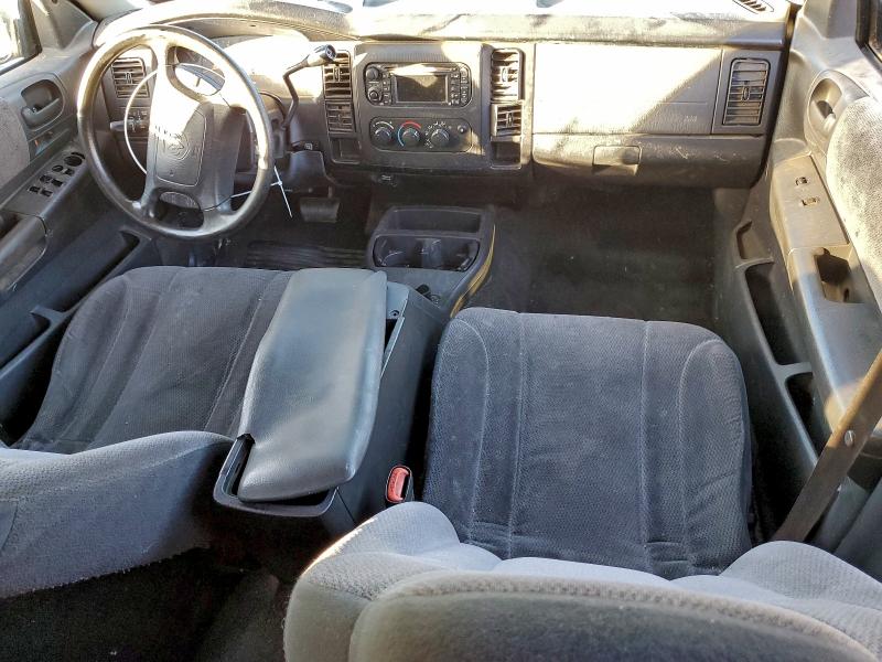 Photo 8 from auction – 2004 DODGE DAKOTA QUA with VIN 1D7HL48N14S717640