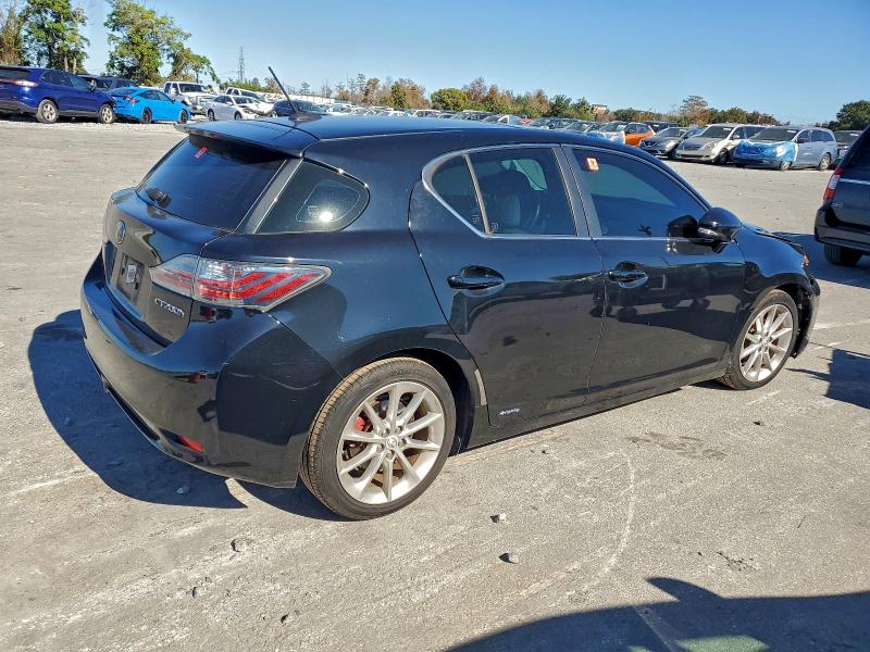 Photo 3 from auction – 2011 LEXUS CT 200 with VIN JTHKD5BH0B2028089