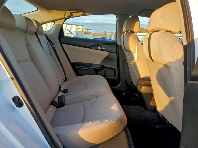 Photo 10 from auction – 2016 HONDA CIVIC LX with VIN 2HGFC2F57GH524866