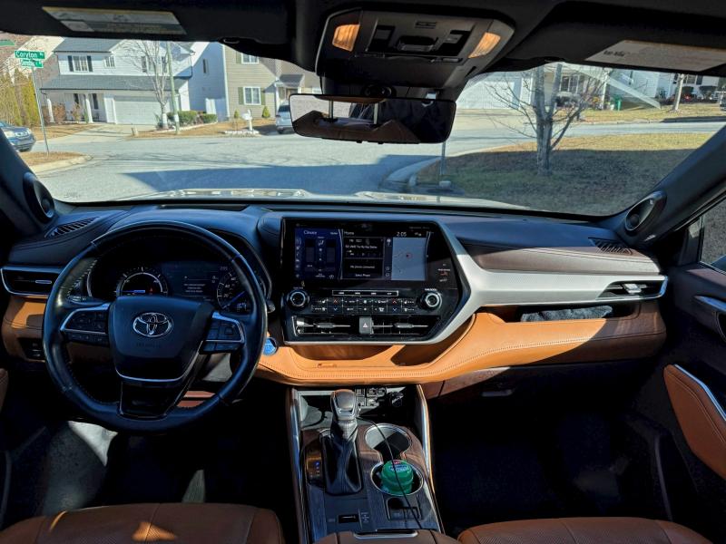 Photo 9 from auction – 2021 TOYOTA HIGHLANDER with VIN 5TDEBRCH1MS032013