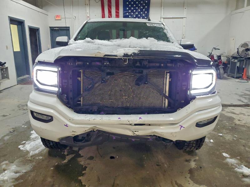 Photo 5 from auction – 2016 GMC SIERRA with VIN 1GTV2LEC7GZ219743