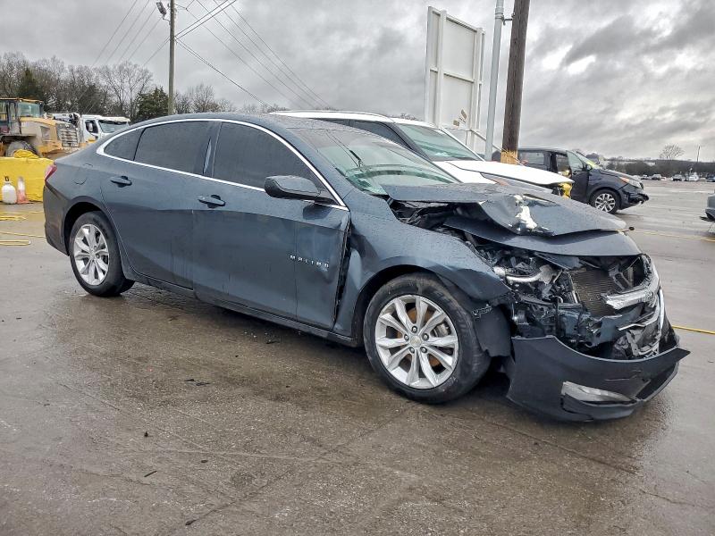 Photo 4 from auction – 2021 CHEVROLET MALIBU with VIN 1G1ZD5ST7MF060501