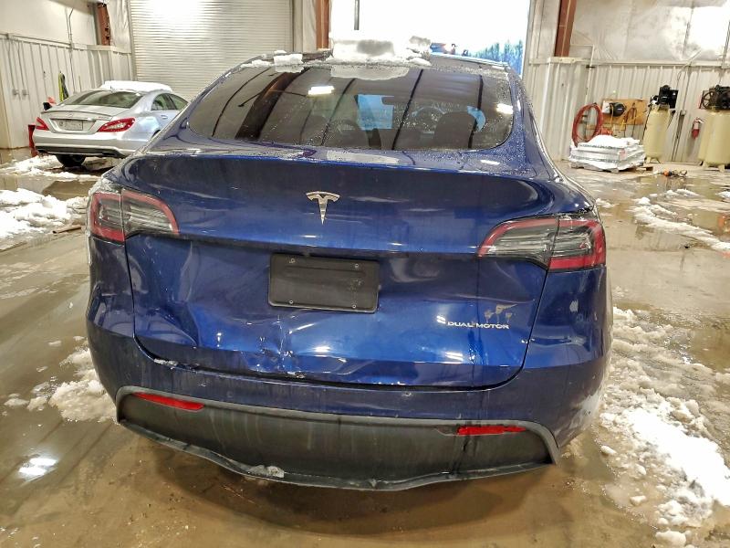 Photo 6 from auction – 2020 TESLA MODEL Y with VIN 5YJYGDEE1LF011945
