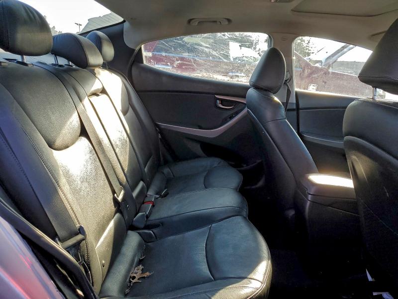 Photo 10 from auction – 2012 HYUNDAI ELANTRA GL with VIN 5NPDH4AE0CH081407