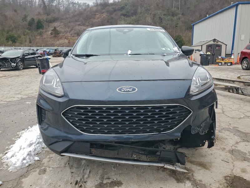 Photo 5 from auction – 2022 FORD ESCAPE SE with VIN 1FMCU9G61NUB89141