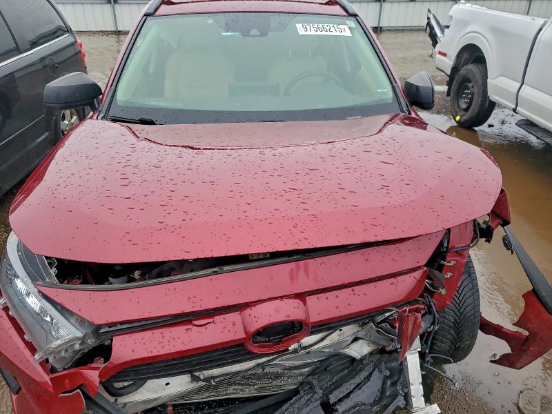 Photo 11 from auction – 2019 TOYOTA RAV4 LE with VIN JTMLWRFV6KD011471