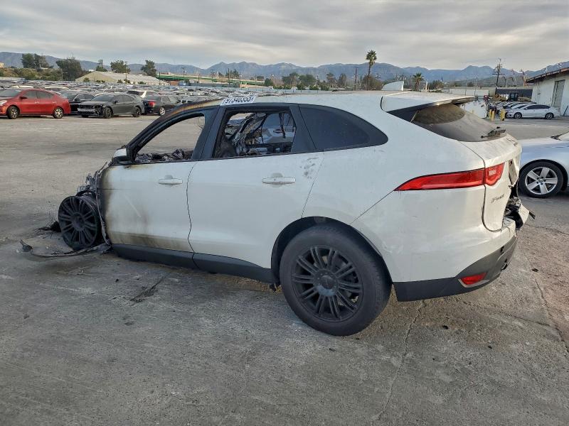 Photo 2 from auction – 2018 JAGUAR F-PACE PRE with VIN SADCJ2FX3JA282001