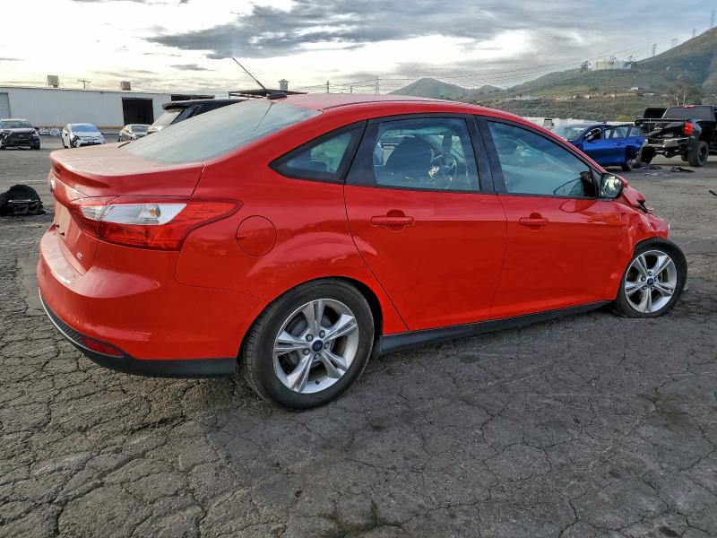 Photo 3 from auction – 2014 FORD FOCUS SE with VIN 1FADP3F2XEL186391