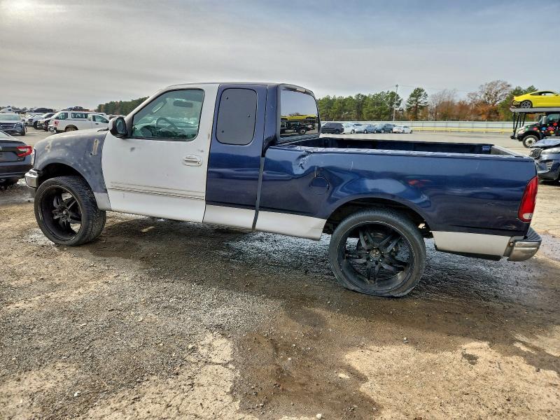 Photo 2 from auction – 2003 FORD F150 with VIN 1FTRX17W53NA42495