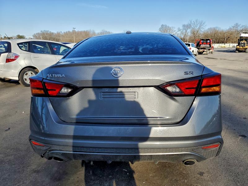 Photo 6 from auction – 2019 NISSAN ALTIMA SR with VIN 1N4BL4CV2KC257649