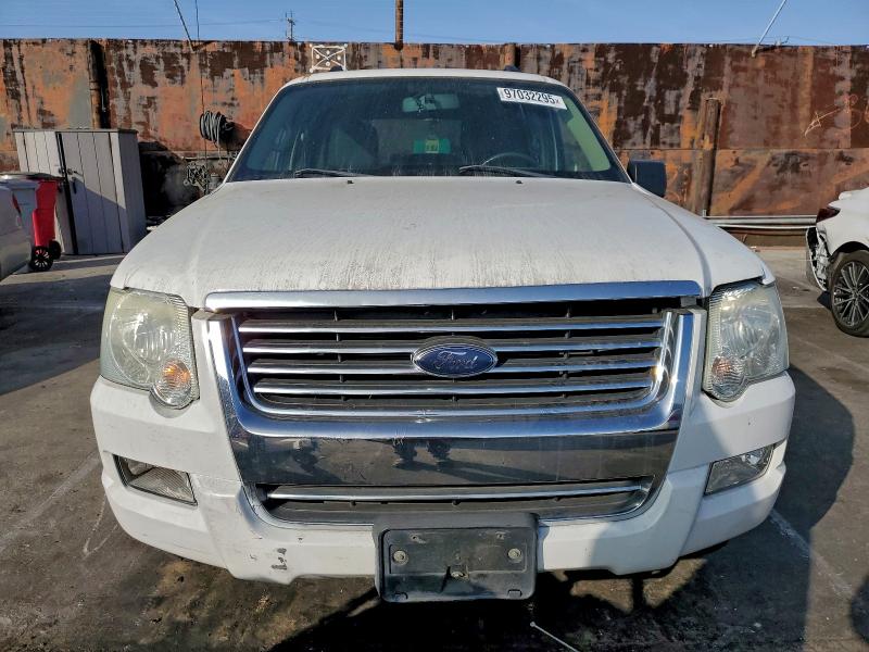 Photo 5 from auction – 2009 FORD EXPLORER X with VIN 1FMEU73E89UA33131